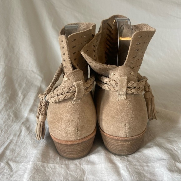 Dolce Vita Tan Kade Bootie Ankle Boots - Picture 6 of 7